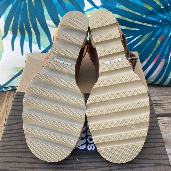 SOREL Joanie wedge sandal. Size 6 US, 23cm tan - Picture 4 of 6